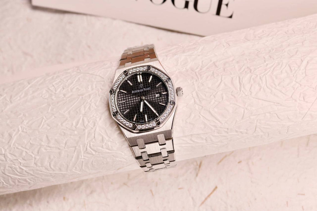 Audemars Piguet Ladies Watch — Royal Oak Style