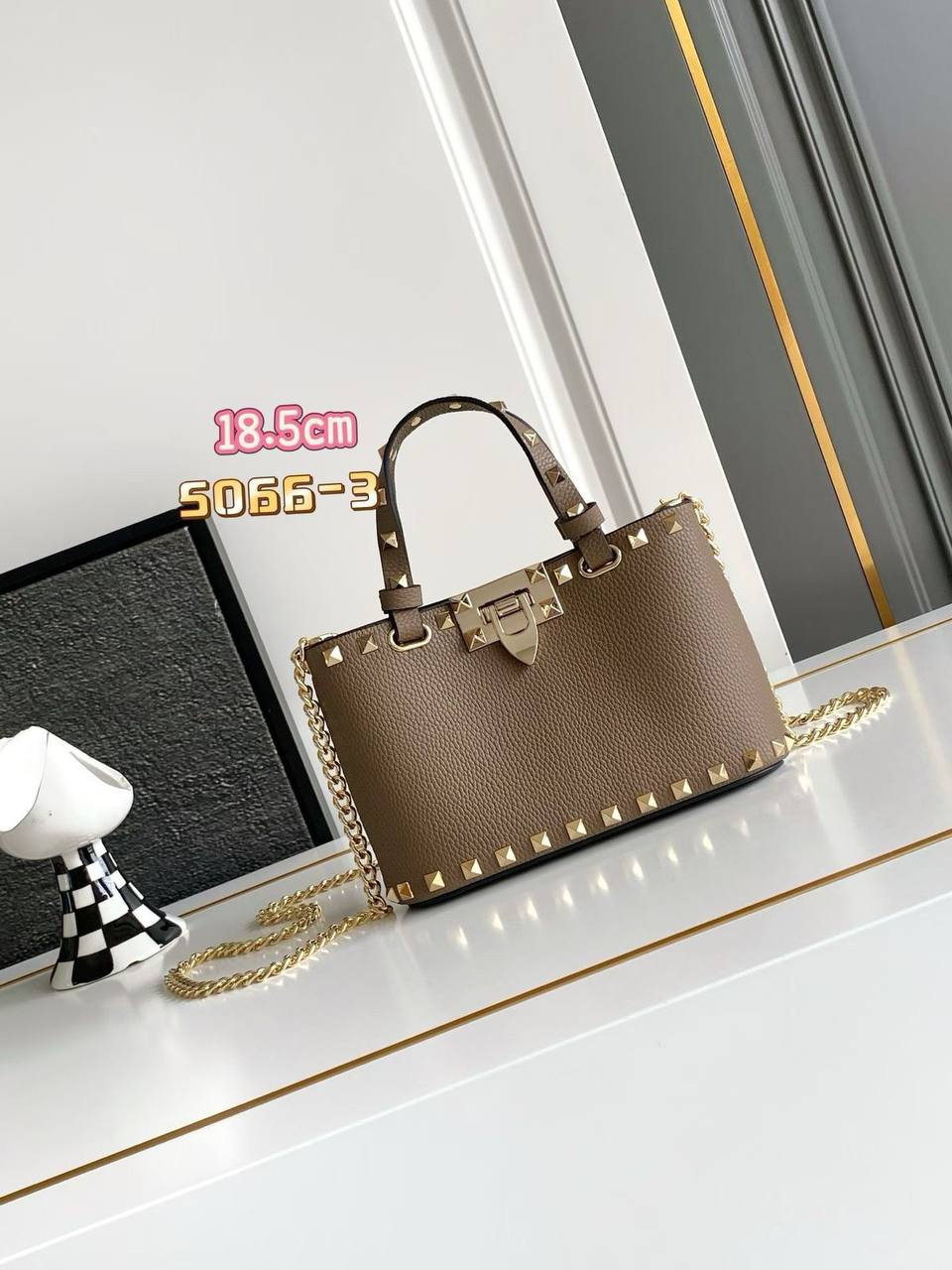 Valentino Bag | 19cm | Good Quality | Italian Luxury