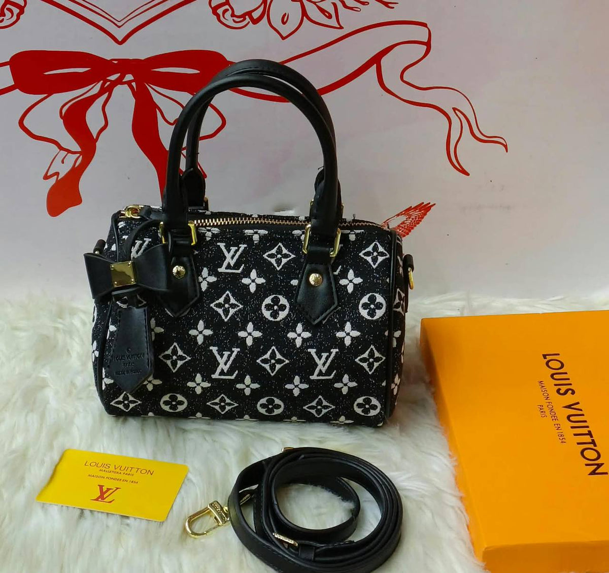 Louis Vuitton Speedy Bag | High Quality | Iconic LV | With Box