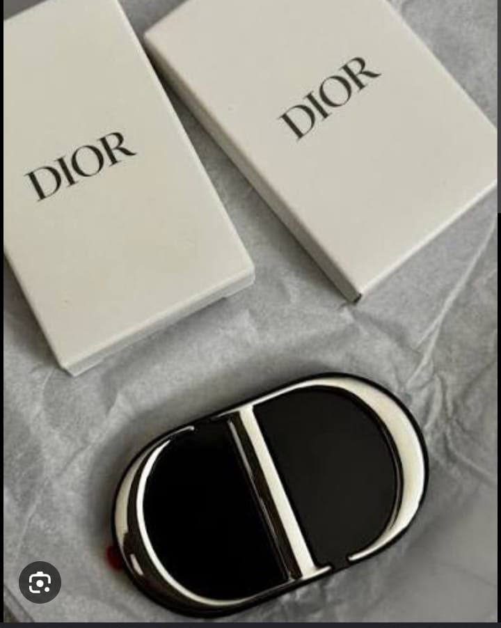 Dior Mirror