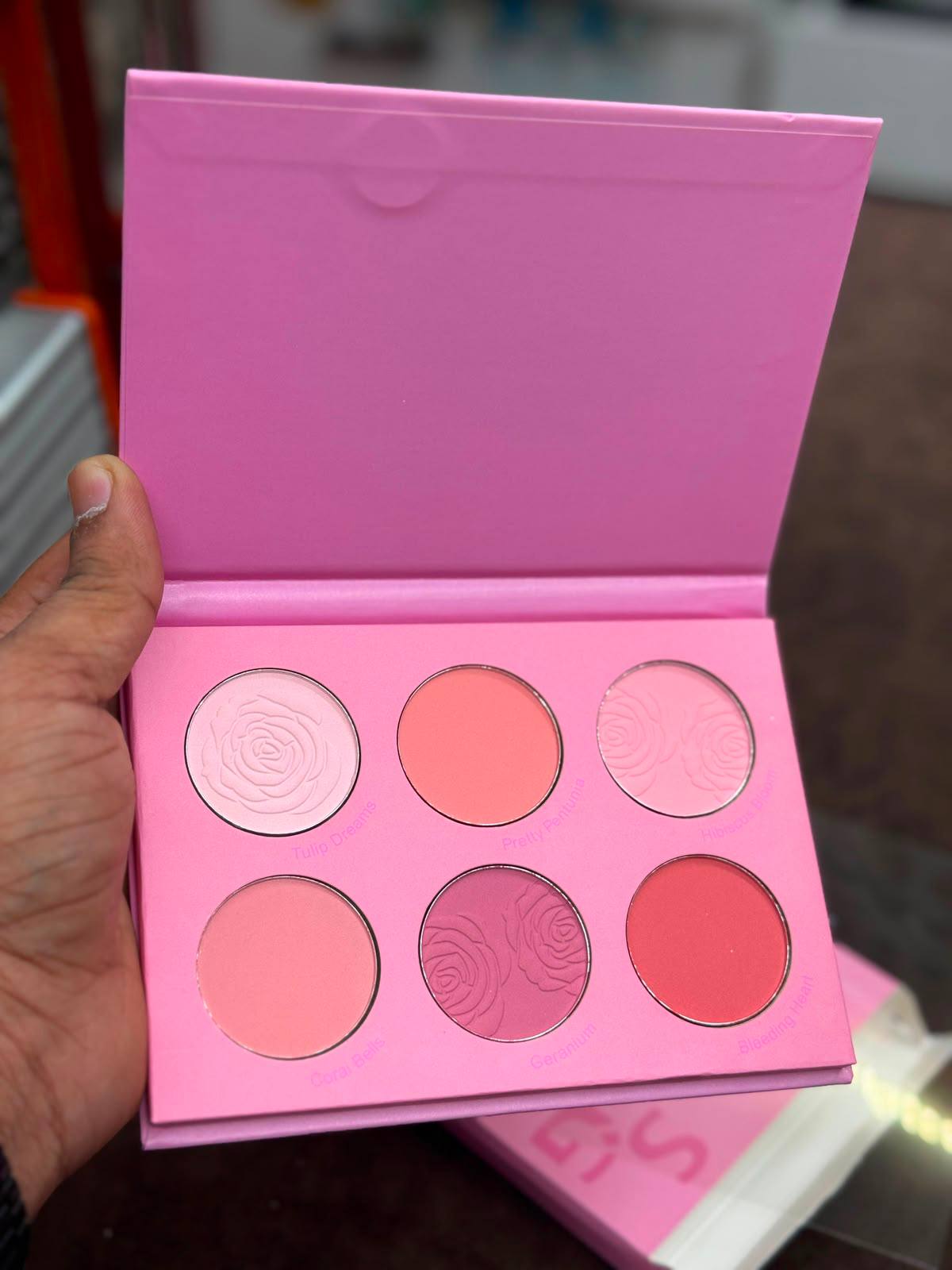 Makeup Item
