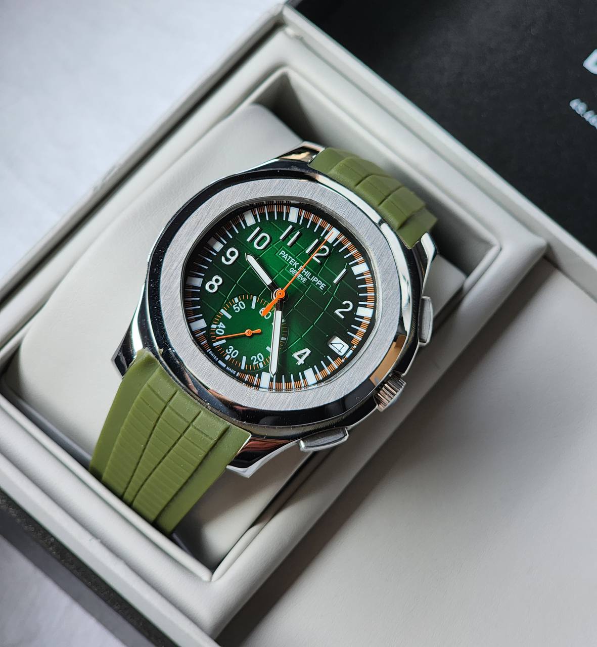 Patek Philippe Men's Automatic Watch — Nautilus Style