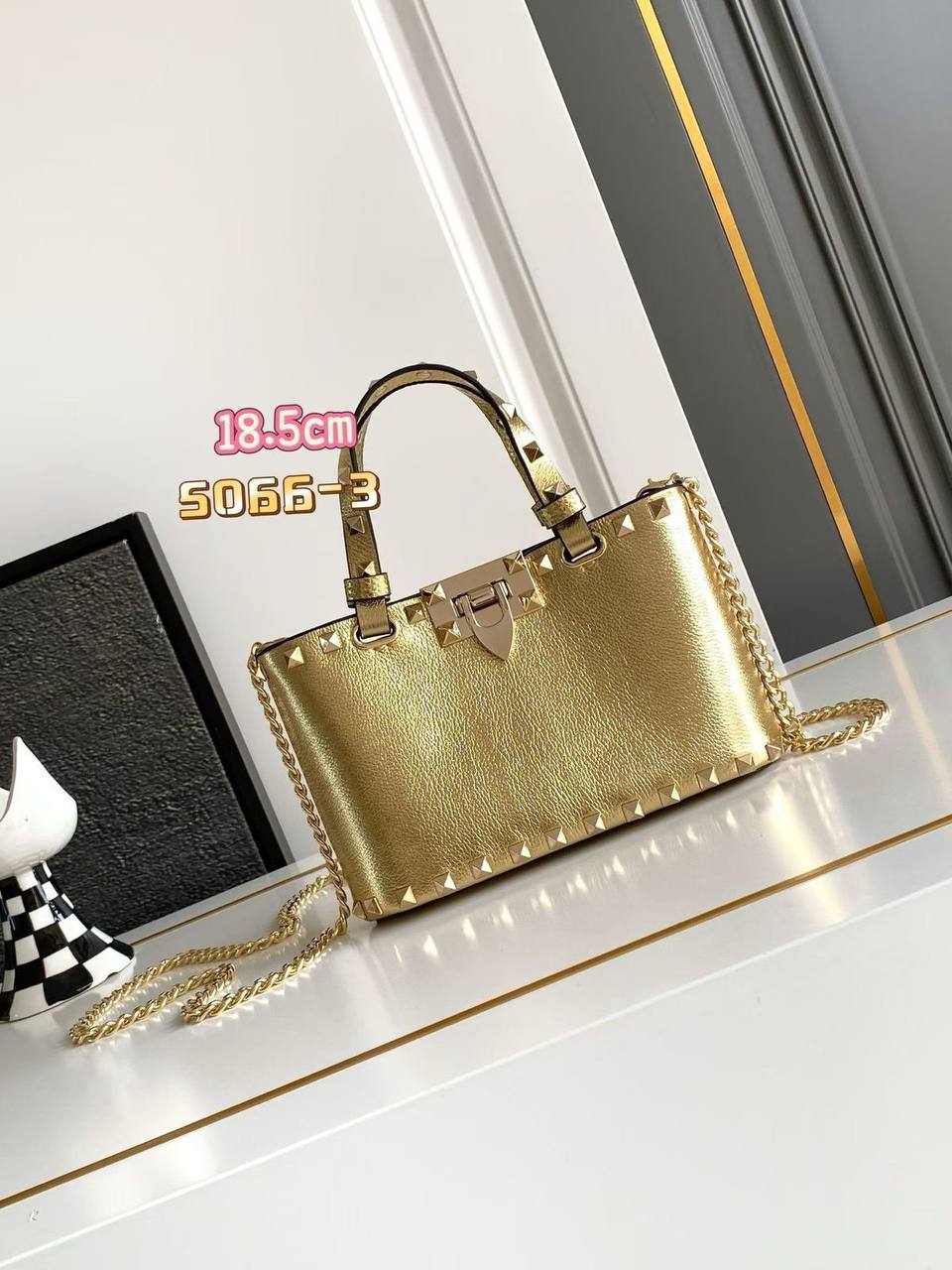 Valentino Bag | 19cm | Good Quality | Italian Luxury