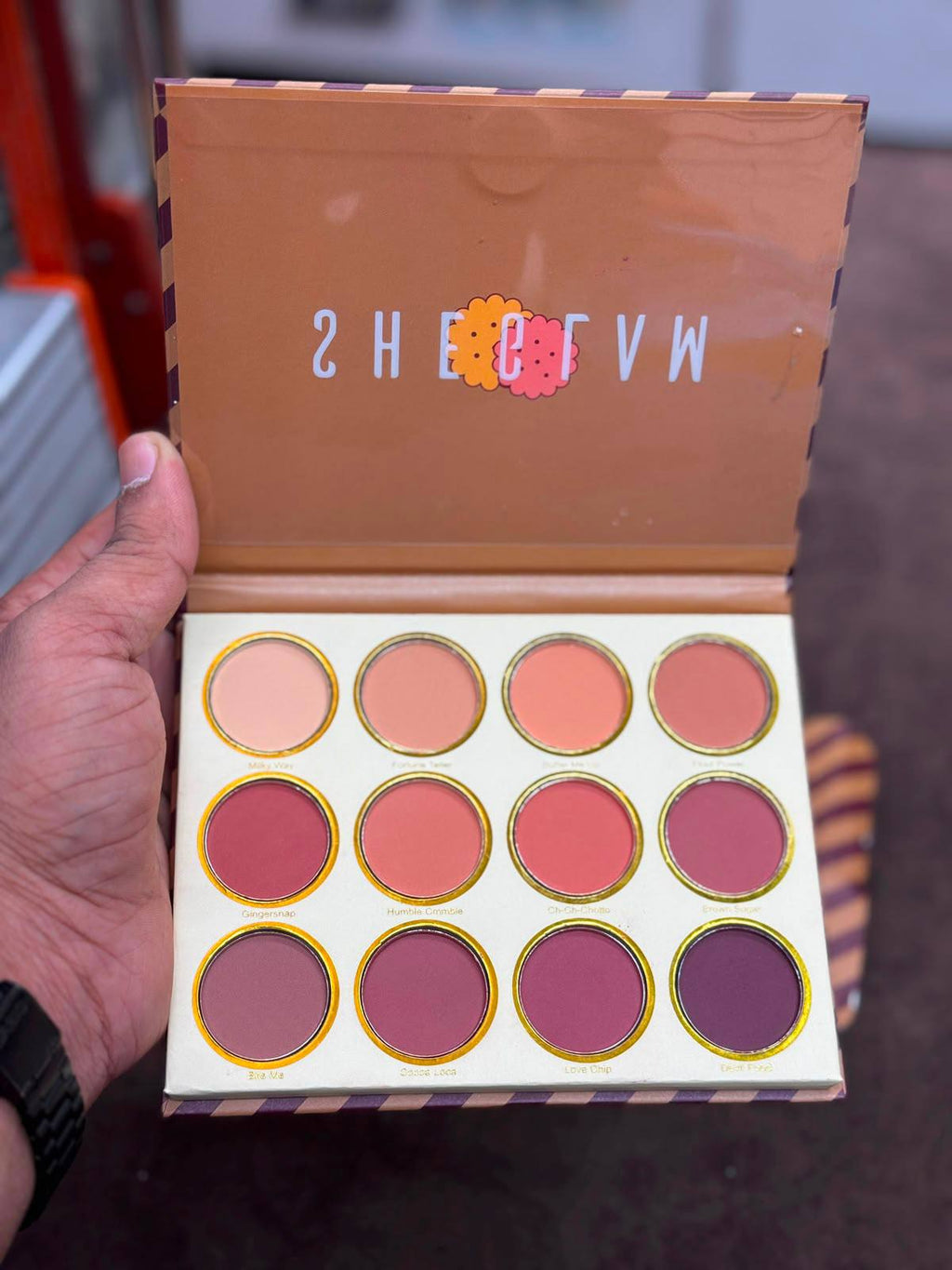 Makeup Item