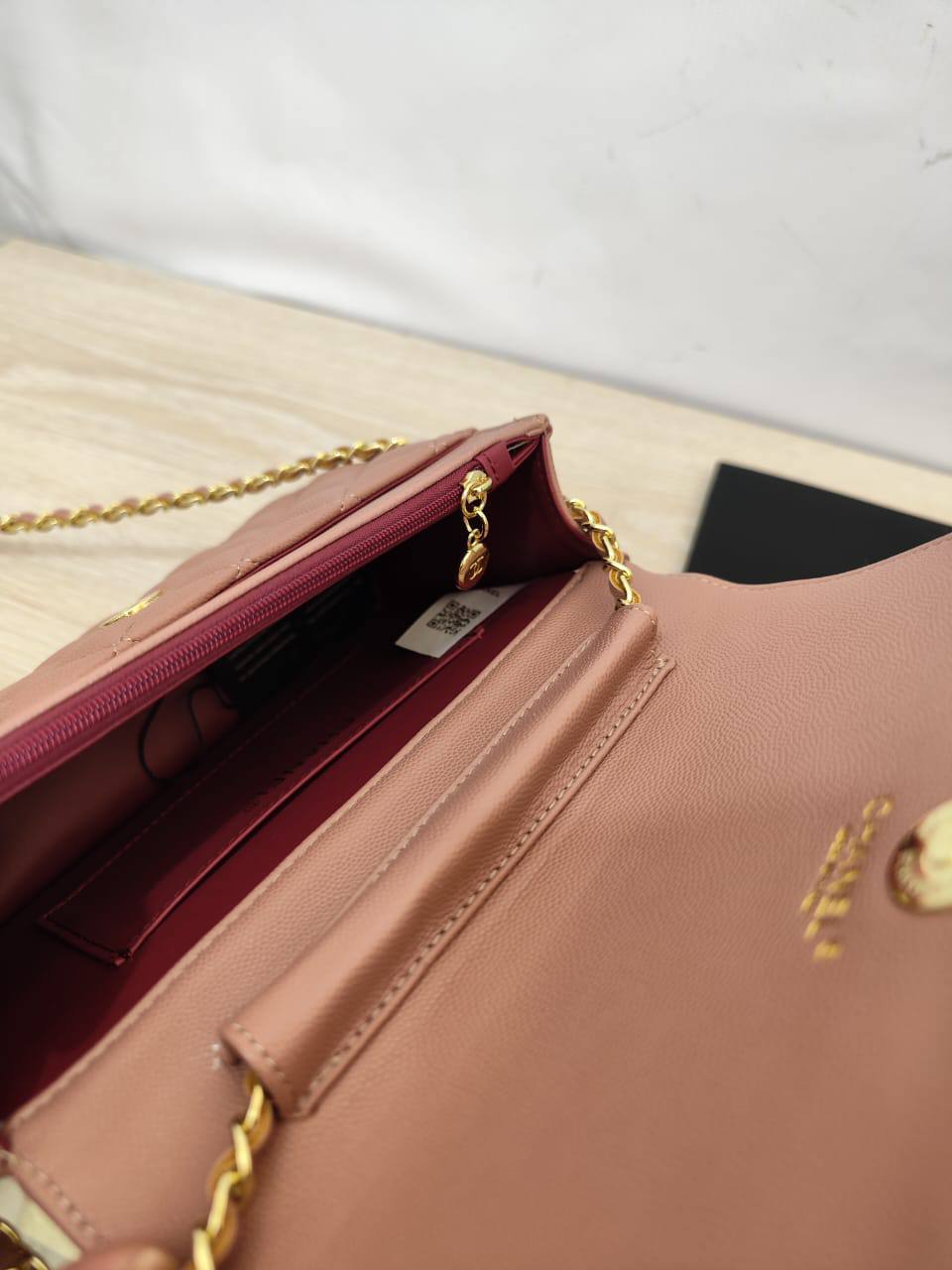 CHANEL Bag | 20cm | Iconic Luxury | With Box