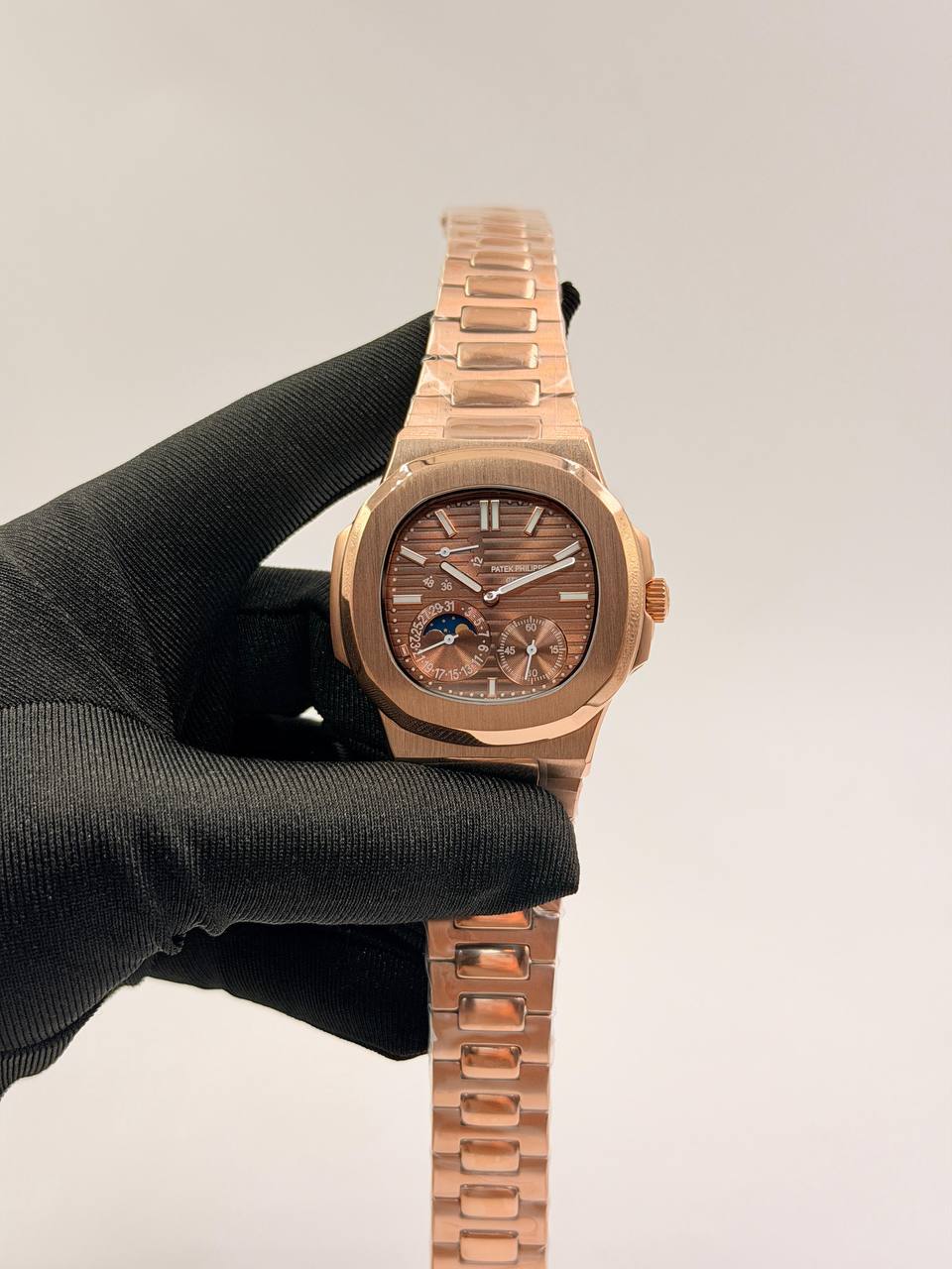 Patek Philippe Men's Watch — Master Quality