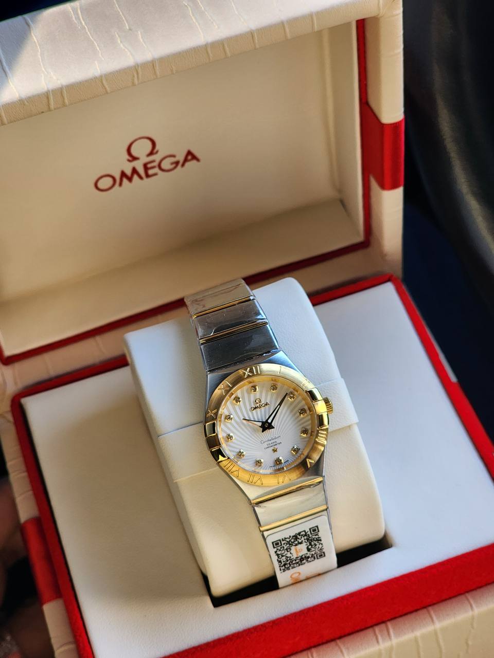 Omega Ladies Watch — Plain Dial
